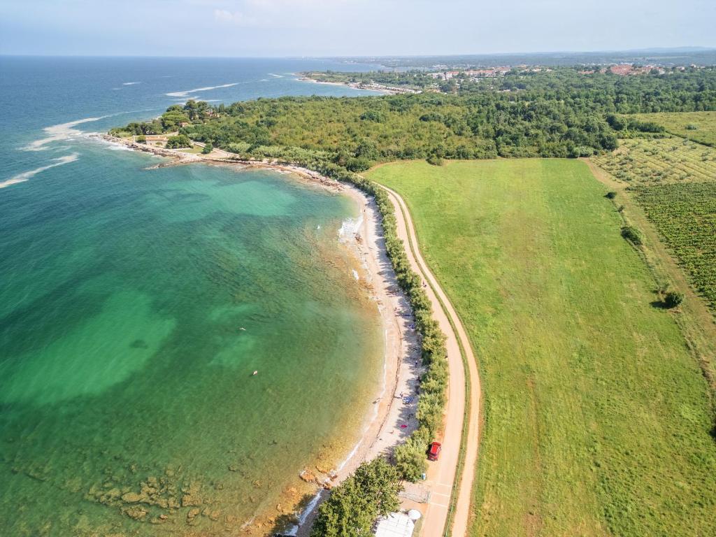 adriai kajaksuli szállás part