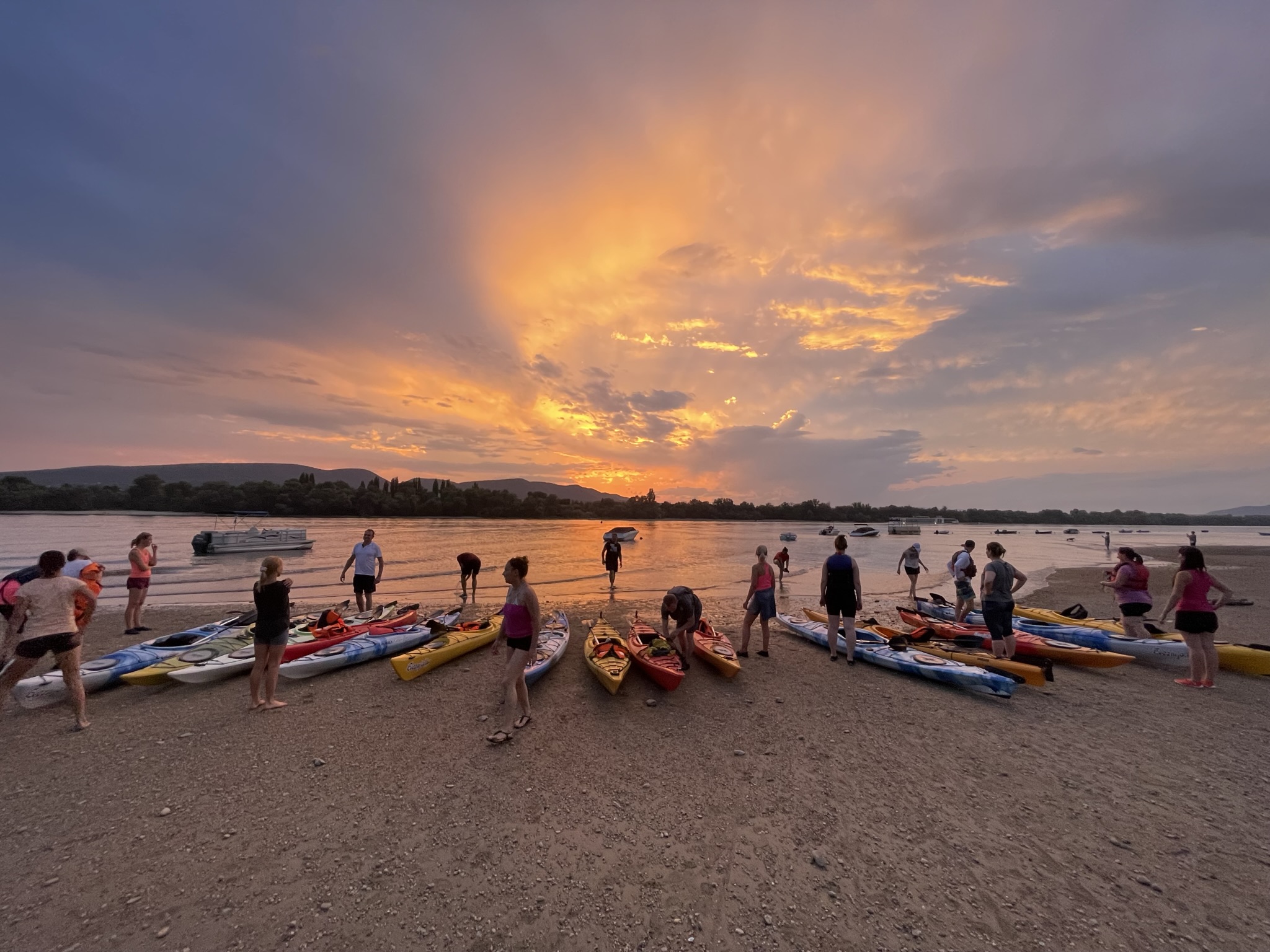 csapatépítés a vízen